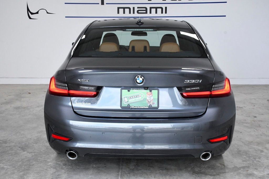 2022 BMW 3 Series 330i xDrive Sedan - 22798699 - 4