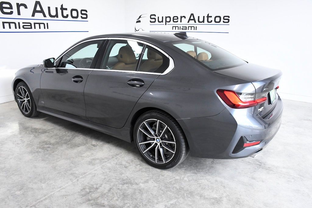 2022 BMW 3 Series 330i xDrive Sedan - 22798699 - 5