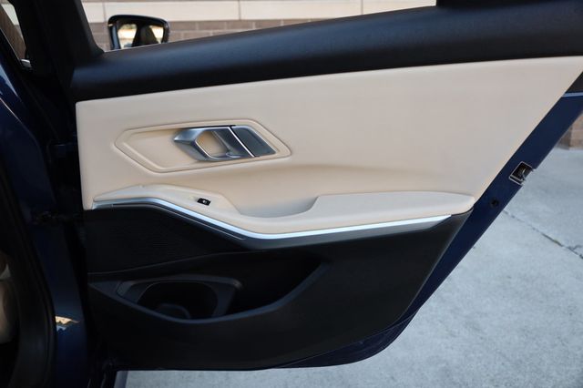 2022 BMW 3 Series 330i xDrive Sedan - 22996208 - 23