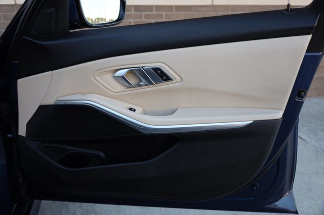 2022 BMW 3 Series 330i xDrive Sedan - 22996208 - 27