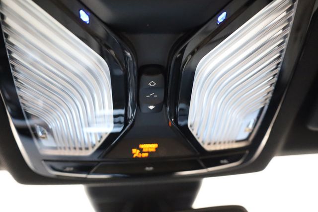 2022 BMW 3 Series 330i xDrive Sedan - 22996208 - 42