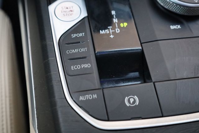 2022 BMW 3 Series 330i xDrive Sedan - 22996208 - 51