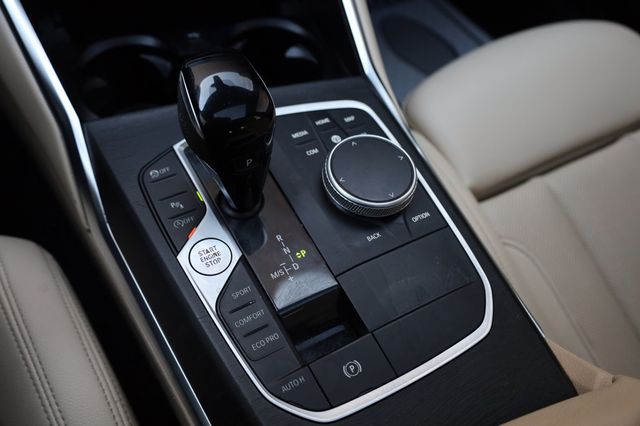 2022 BMW 3 Series 330i xDrive Sedan - 22996208 - 52