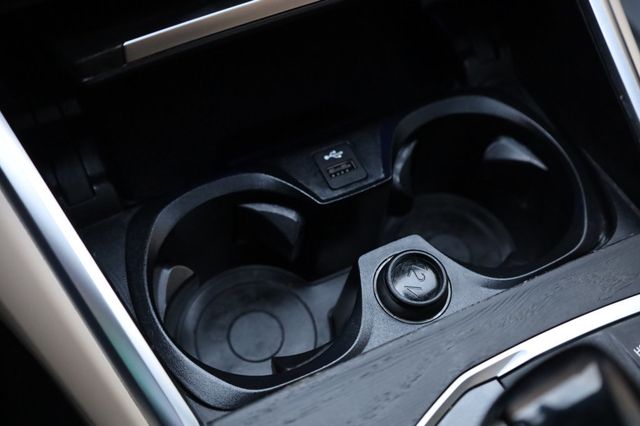 2022 BMW 3 Series 330i xDrive Sedan - 22996208 - 53