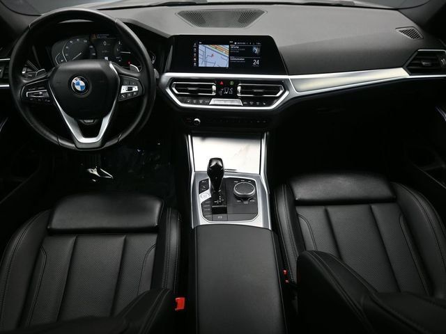 2022 BMW 3 Series 330i xDrive Sedan - 22978581 - 18