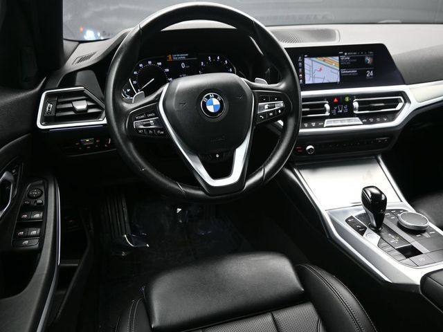 2022 BMW 3 Series 330i xDrive Sedan - 22978581 - 19