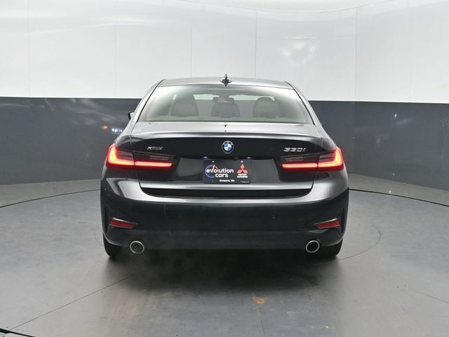 2022 BMW 3 Series 330i xDrive Sedan - 22978581 - 30