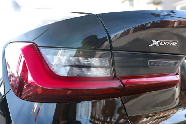 2022 BMW 3 Series 330i xDrive Sedan - 23005947 - 35