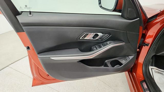 2022 BMW 3 Series 330i xDrive Sedan with & Driving Assistance & Convenience Pkgs - 22944382 - 10