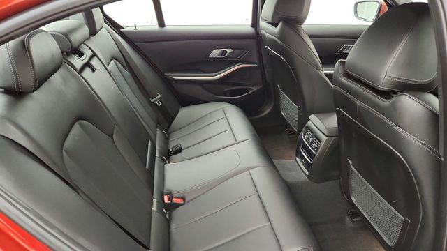 2022 BMW 3 Series 330i xDrive Sedan with & Driving Assistance & Convenience Pkgs - 22944382 - 23