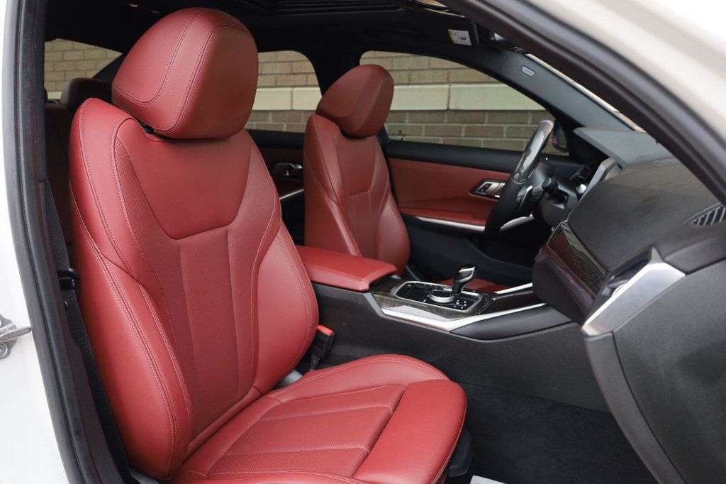 BMW 3 Series photo 30