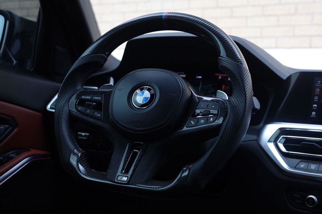 BMW 3 Series photo 33