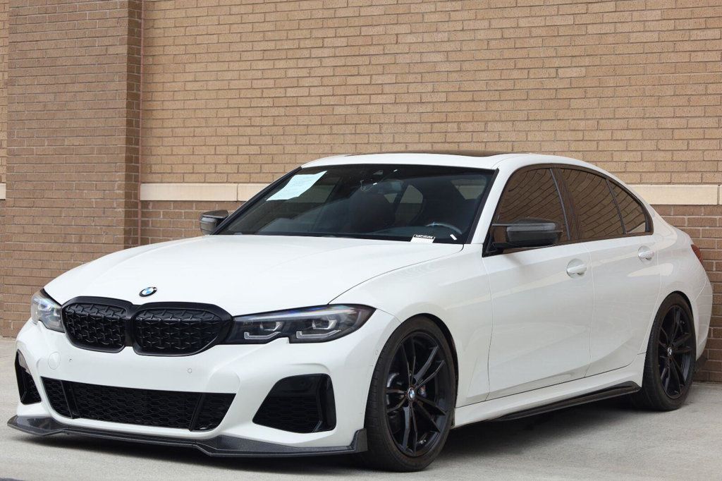BMW 3 Series photo 5