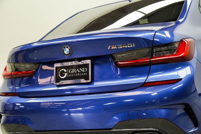 2022 BMW 3 Series M340i Sedan - 23071457 - 13