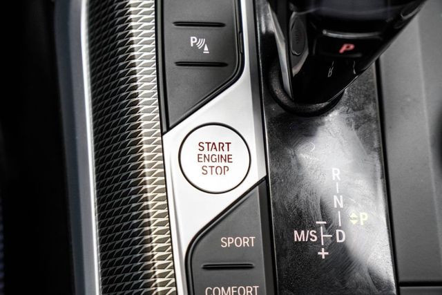 2022 BMW 3 Series M340i Sedan - 23071457 - 29