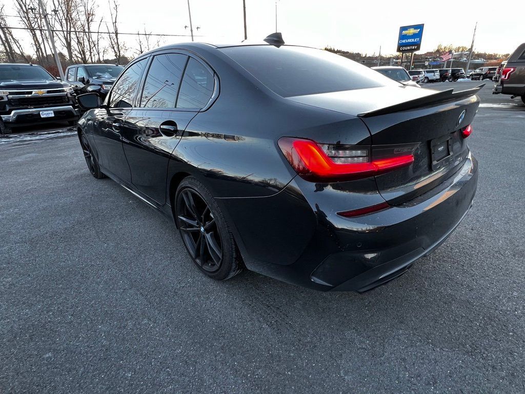 2022 BMW 3 Series M340i Sedan - 22739785 - 4