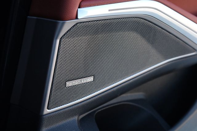 2022 BMW 3 Series M340i Sedan - 22970851 - 32