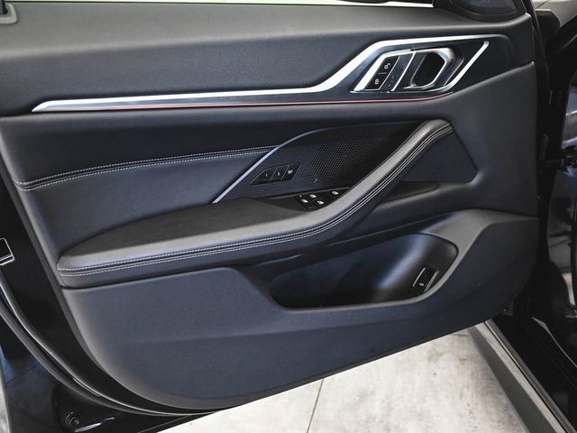 2022 BMW 4 Series M440i xDrive - 23031151 - 8