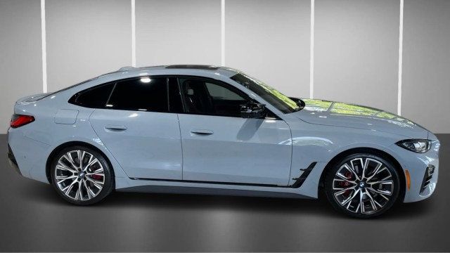 2022 BMW 4 Series M440i xDrive Gran - 23011228 - 4