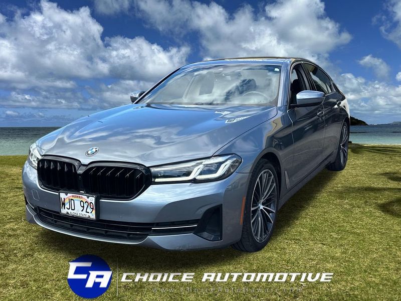 2022 BMW 5 Series 530i Sedan - 23012184 | Video 1
