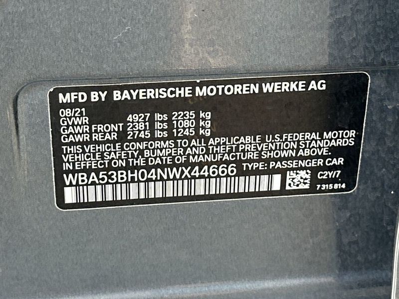 2022 BMW 5 Series 530i Sedan - 23012184 - 22
