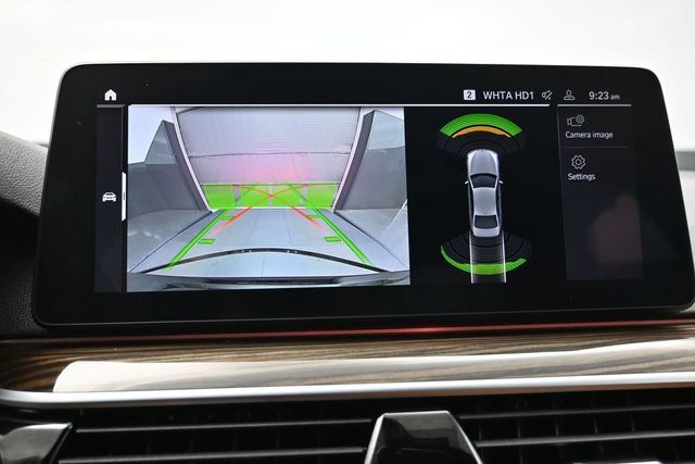 2022 BMW 5 Series 530i Sedan - 23040442 - 14