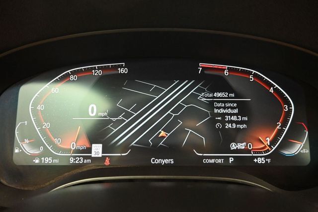 2022 BMW 5 Series 530i Sedan - 23040442 - 16