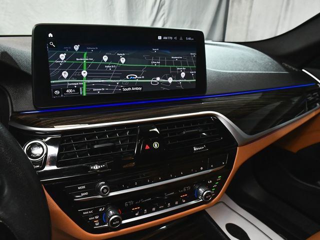 2022 BMW 5 Series 530i xDrive - 22971505 - 38