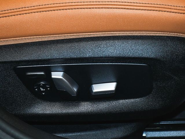 2022 BMW 5 Series 530i xDrive - 22971505 - 55