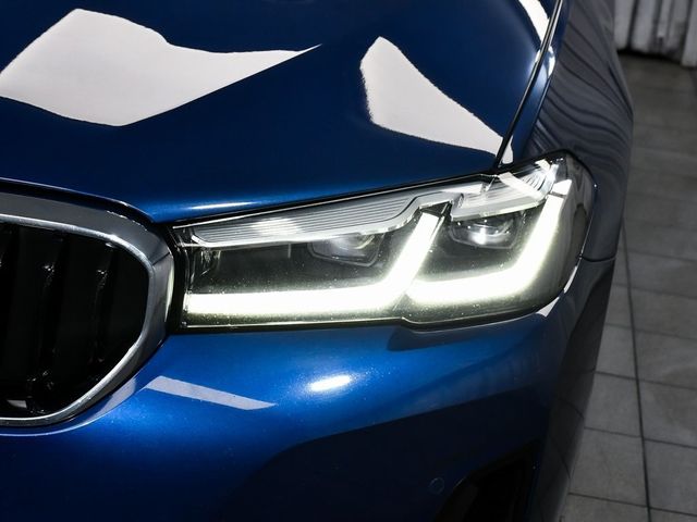 2022 BMW 5 Series 530i xDrive - 22971505 - 69