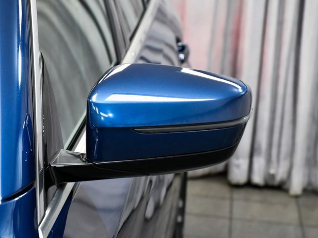 2022 BMW 5 Series 530i xDrive - 22971505 - 71