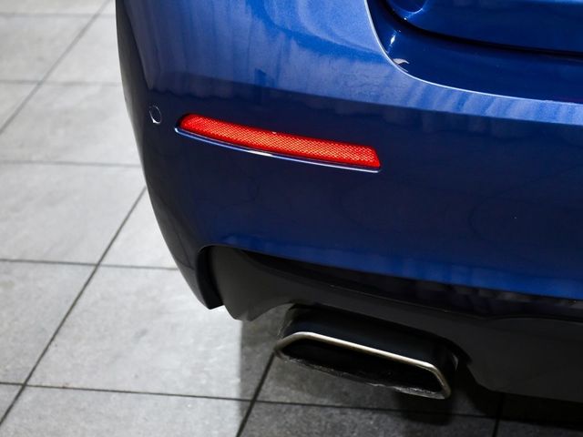 2022 BMW 5 Series 530i xDrive - 22971505 - 74