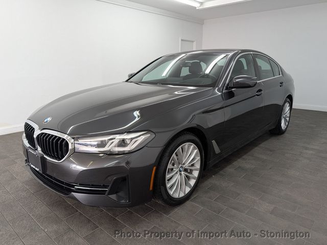 2022 BMW 5 Series 530i xDrive Sedan - 22846165 - 0
