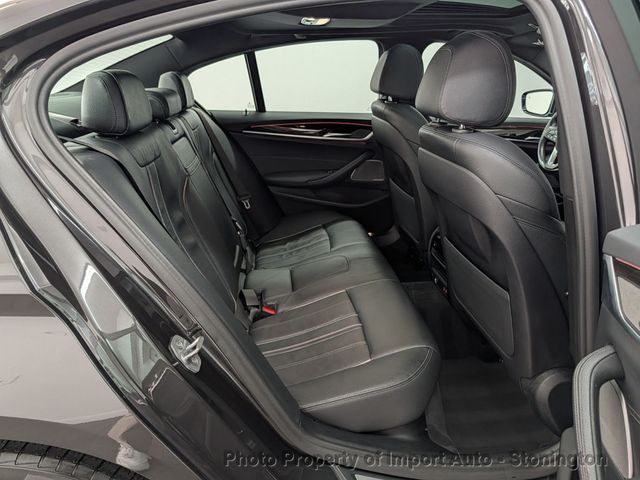 2022 BMW 5 Series 530i xDrive Sedan - 22846165 - 15