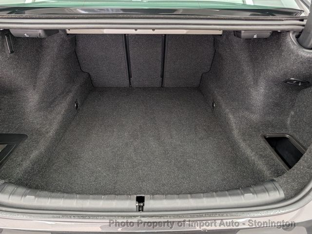 2022 BMW 5 Series 530i xDrive Sedan - 22846165 - 16