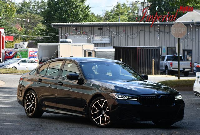 2022 BMW 5 Series 530i xDrive Sedan - 22907002 - 0