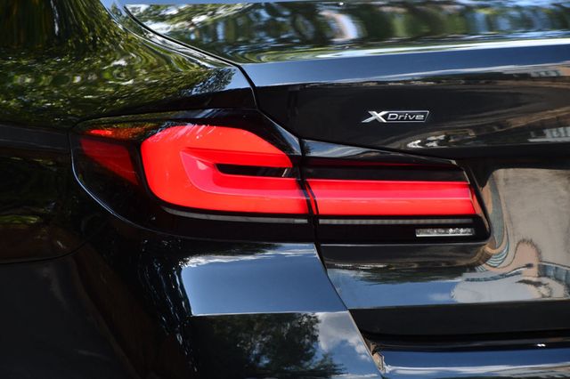 2022 BMW 5 Series 530i xDrive Sedan - 22907002 - 5