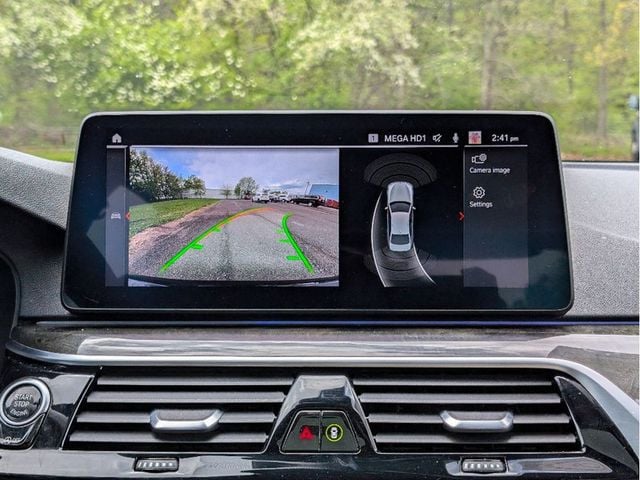 2022 BMW 5 Series 530i xDrive Sedan - 23010662 - 24
