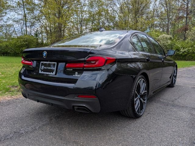 2022 BMW 5 Series 530i xDrive Sedan - 23010662 - 4