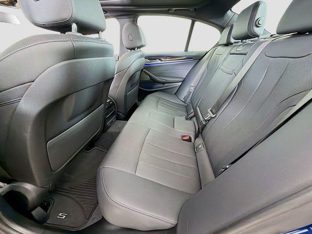 2022 BMW 5 Series 530i xDrive Sedan - 23025682 - 24