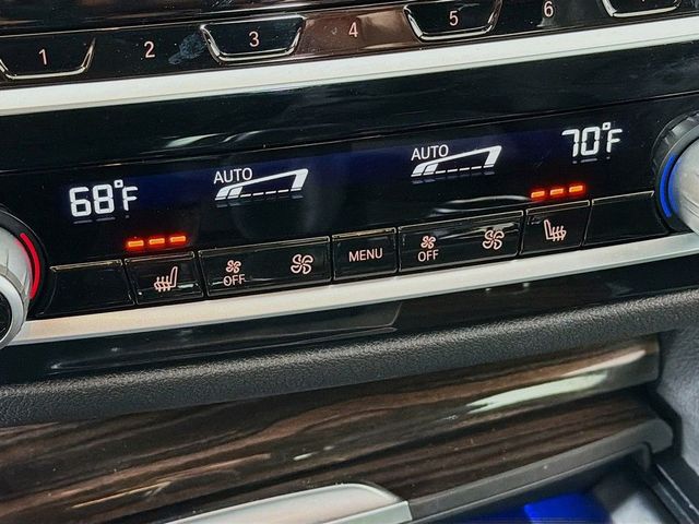 2022 BMW 5 Series 530i xDrive Sedan - 23025682 - 38