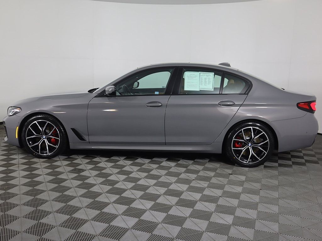 2022 BMW 5 Series 530i xDrive Sedan - 22716380 - 14