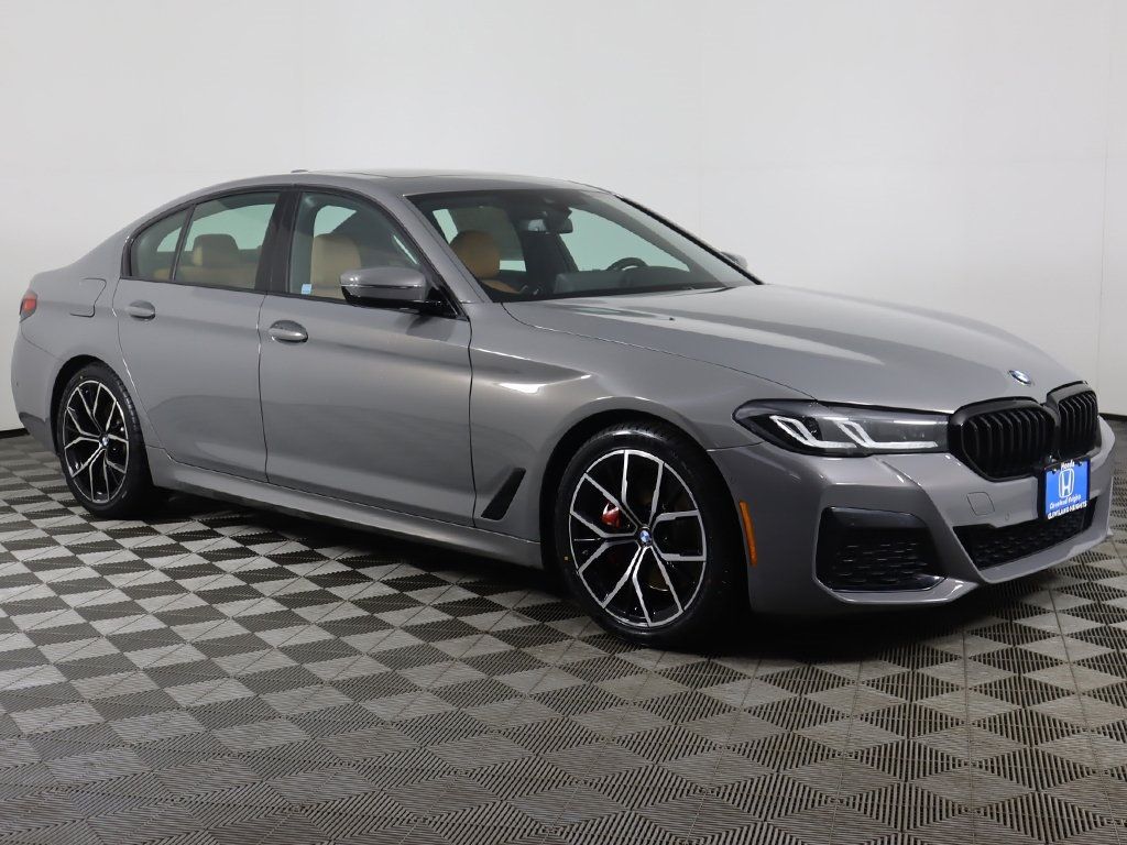 2022 BMW 5 Series 530i xDrive Sedan - 22716380 - 61