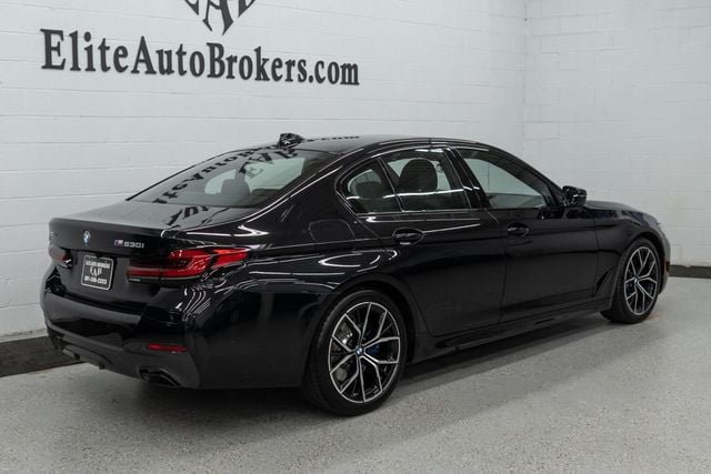 2022 BMW 5 Series 530i xDrive Sedan - 22724456 - 5