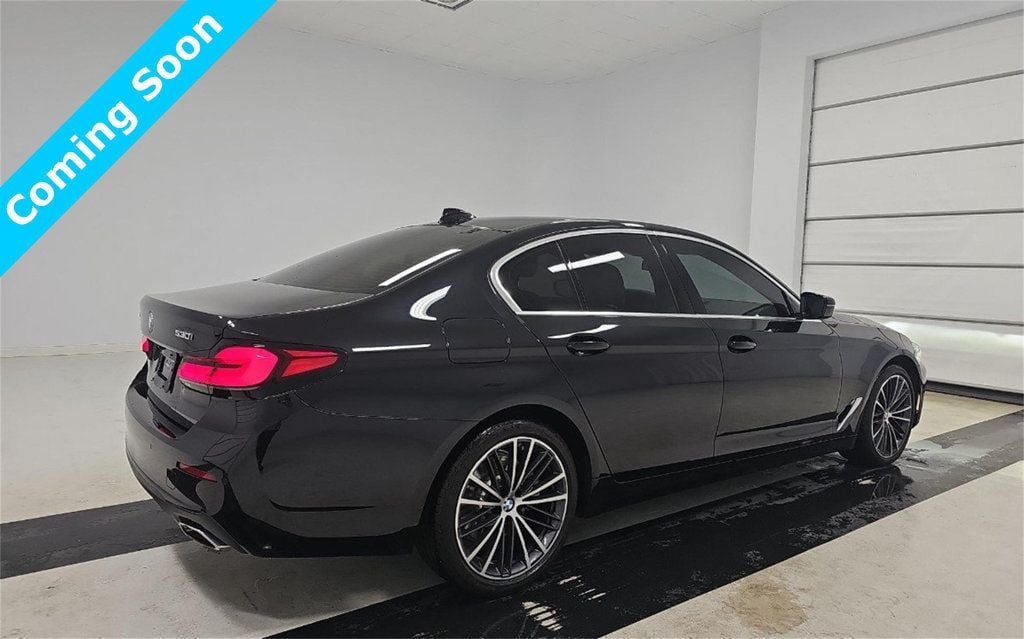 2022 BMW 5 Series 530i xDrive Sedan - 22748725 - 5