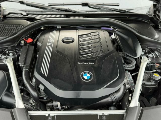 2022 BMW 5 Series 540i xDrive Sedan - 23041320 - 10