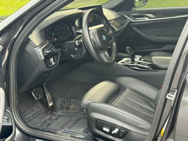 2022 BMW 5 Series 540i xDrive Sedan - 23041320 - 12