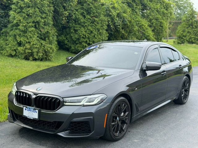2022 BMW 5 Series 540i xDrive Sedan - 23041320 - 1