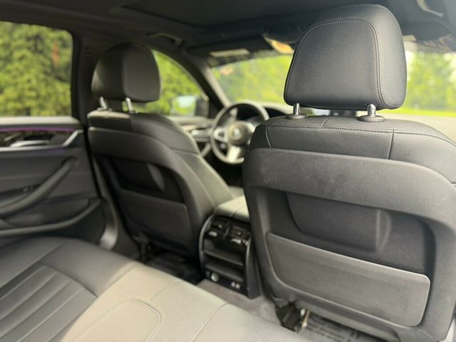 2022 BMW 5 Series 540i xDrive Sedan - 23041320 - 21