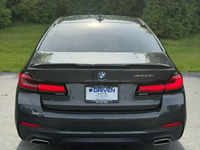 2022 BMW 5 Series 540i xDrive Sedan - 23041320 - 4